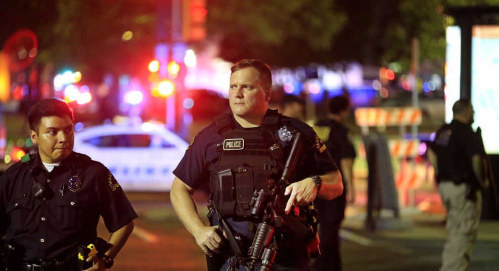 منیسوٹا میں چاقو سے حملہ آور نے آٹھ افراد کو زخمی کر دیا