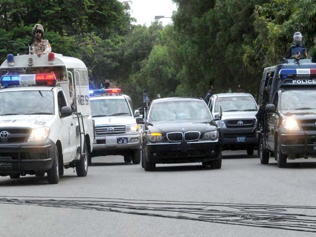 حاکم وقت کی بلا سے !!