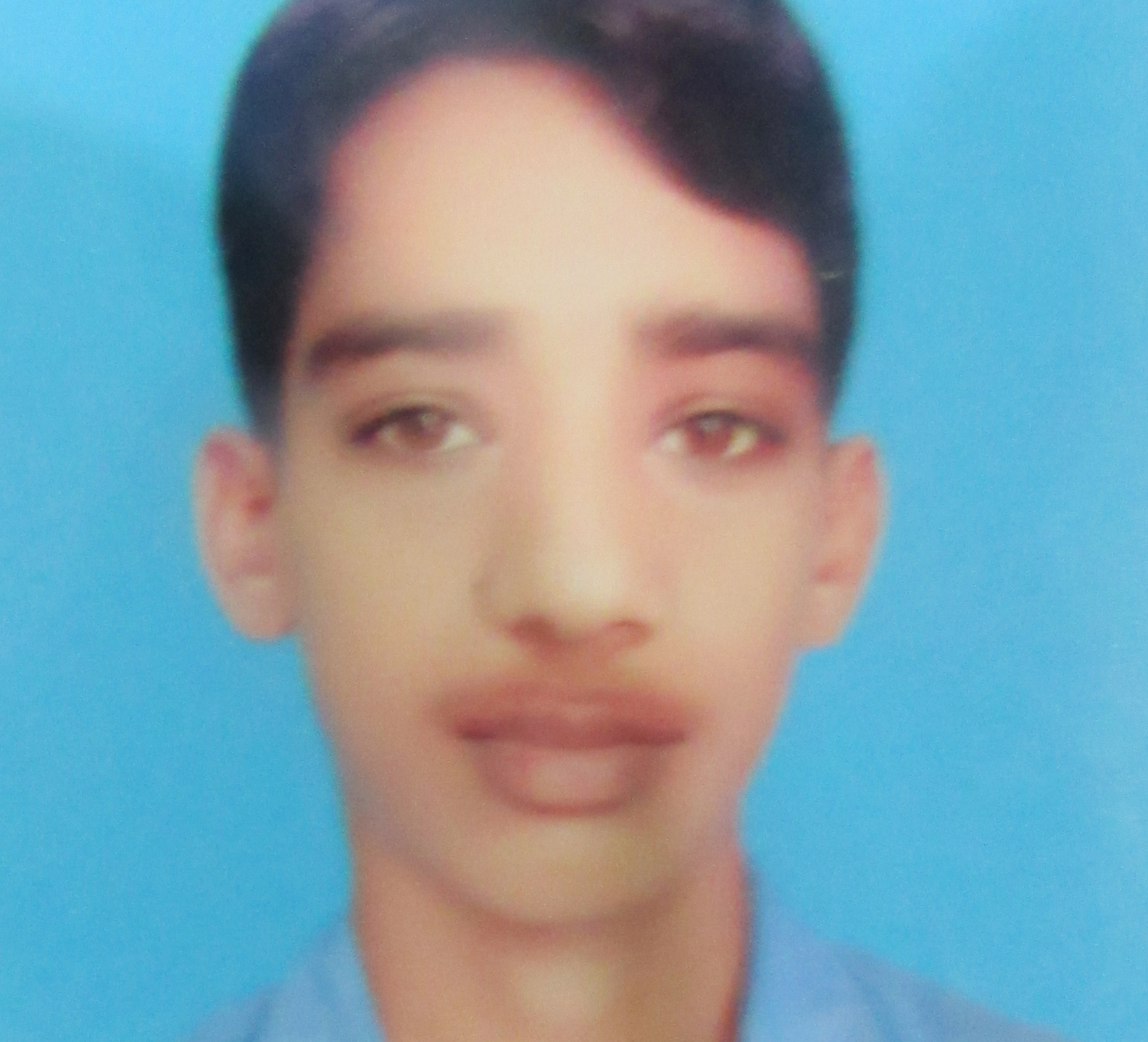 تلاش گمشدہ، ثقلین علی المروف سکو بابا ولد محمد حسین مورخہ 13-9-2016 عید والے دن سے لاپتہ ہے