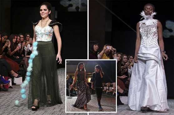 پیرس فیشن ویک میں نابینا ماڈلز کی ریمپ پر واک