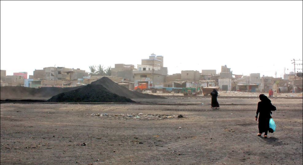 کراچی : کوئلے کے ذخیرے سنگین مسئلہ بن گئے