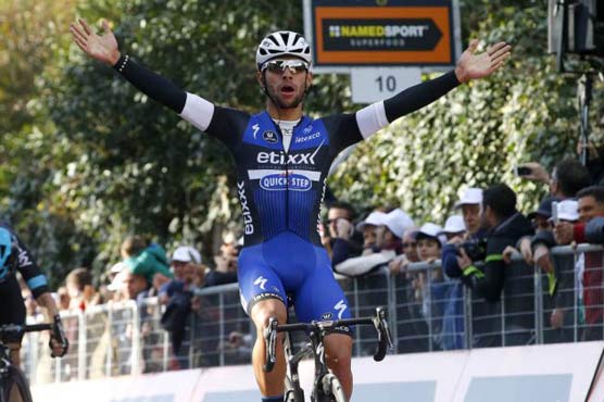 فرانس سائیکل ریس کا آخری مرحلہ کولمبیا کے فرنینڈو نے جیت لیا