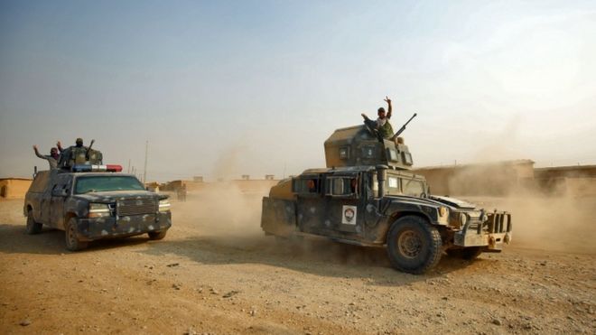 موصل کی جنگ میں کرد جنگجوؤں کی پیش قدمی اور ترک فوج کے حملے