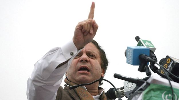 کوہاٹ میں وزیراعظم کے جلسے کے بعد تحریک انصاف اور نون لیگ کے کارکنوں میں تصادم