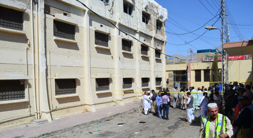 پولیس اکیڈمی پر حملے کے خلاف کوئٹہ میں مکمل شٹر ڈاﺅن ہڑتال