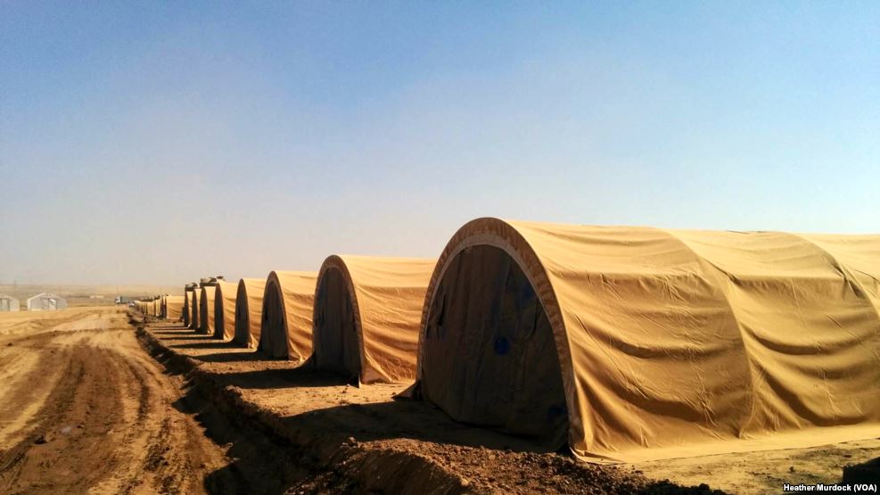 جنگ جاری، لاکھوں عراقی بے گھر ہو گئے