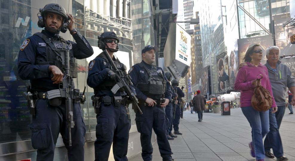 امریکہ میں صدارتی انتخابی مہم تیزی، القاعدہ کے حملے کا خطرہ