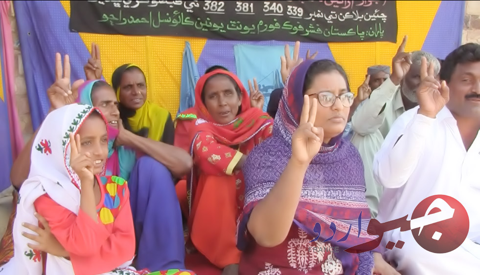 بدین میں سرکاری زمینوں پر قبضہ کے خلاف بیٹھے ہوئے متاثرین کو 13 روز گز گئے