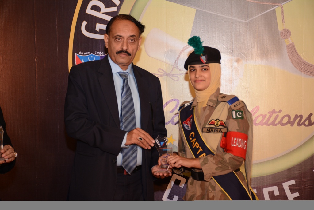 تعلیم ہی تمام مسائل کا حل ہے اعلی تعلیم حاصل کیے بغیر موجودہ دور میں  ترقی کر نا ناممکن ہے
