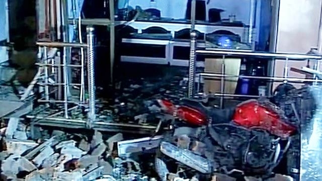 ڈسکہ : سلنڈروں کی دکان میں آتشزدگی، تین بہن بھائی جھلس کر جاں بحق