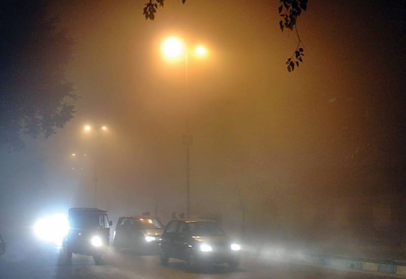 گرد آلود دھند مضر صحت ہے احتیاطی تدابیر اپنائیں