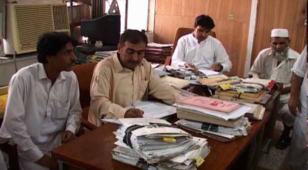 یتیم وفاقی ملازمین کی سوتیلی ماں