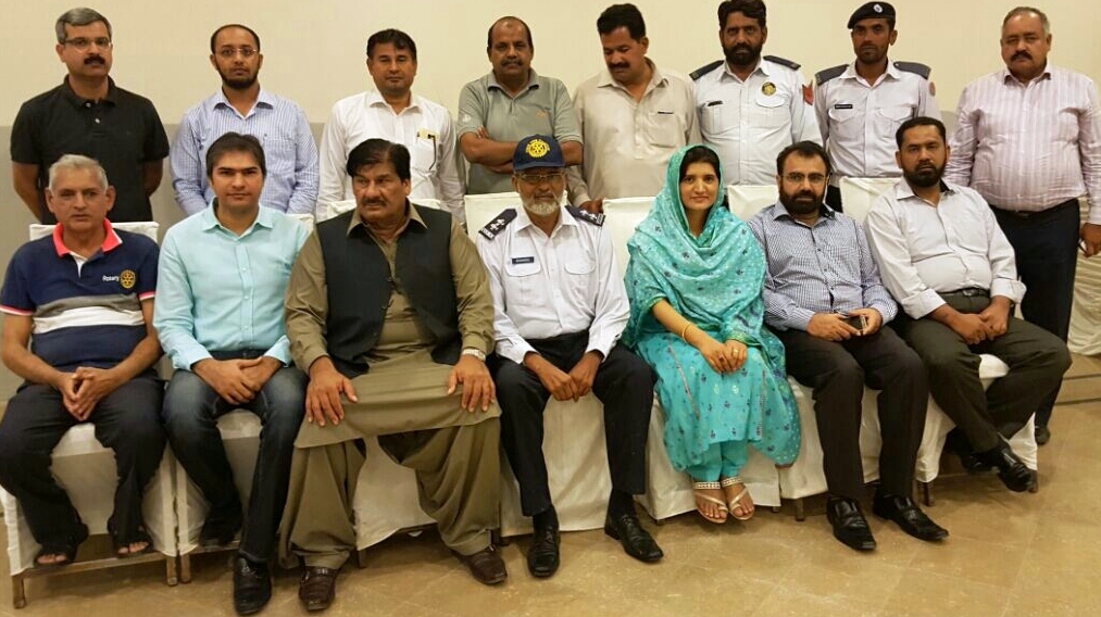 دنیا میں ہر سال 1.250 ملین سے زائد لوگ ٹریفک حادثات میں مارے جاتے ہیں۔ شکیل احمد