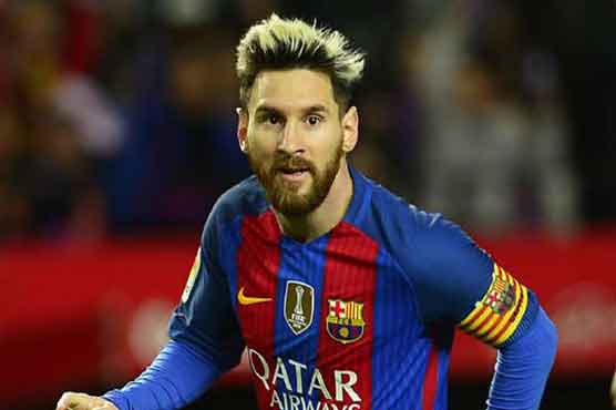 سپر سٹار فٹبالر لیونل میسی دہائی کے بہترین کھلاڑی بن گئے