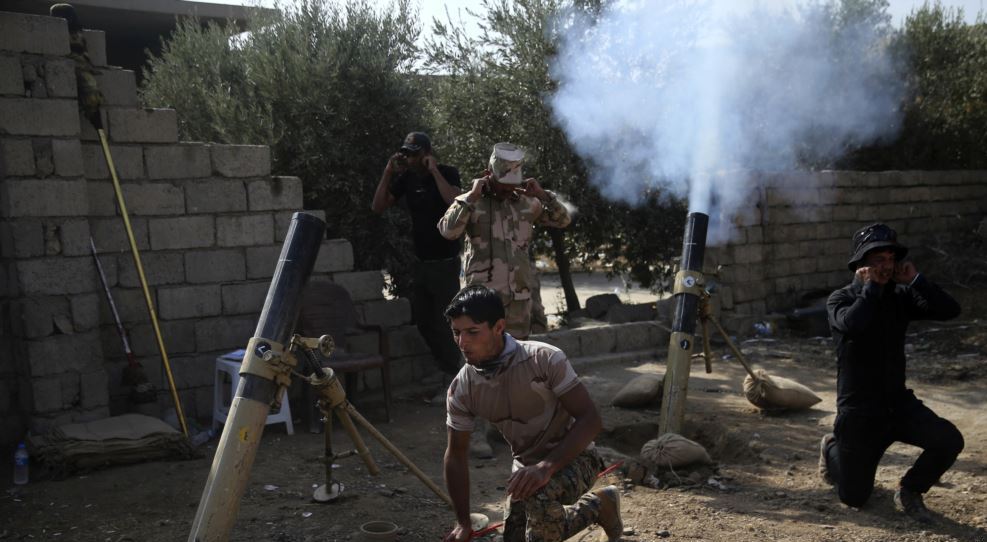 موصل میں گھمسان کی لڑائی، لاکھوں افراد بے گھر