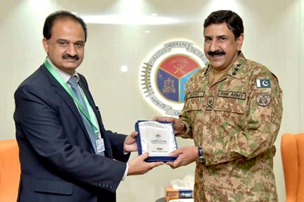 انٹرنیشنل دفاعی نمائش آئیڈیاز 2016 میں پاکستان آرڈنینس فیکٹری واہ کینٹ کا سٹال توجہ کا مرکز بنا رہا