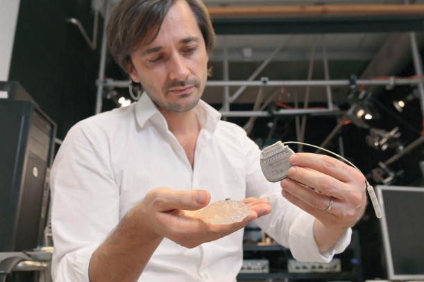 اب فالج کے مریض اپنے پیروں پر کھڑے ہوسکیں گے