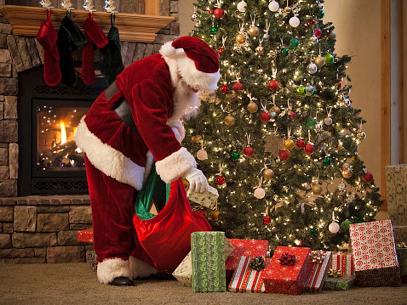 کرسمس فادر اور کرسمس ٹری