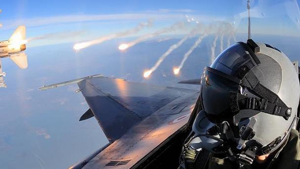 فرات ڈھال آپریشن: داعش کے ٹھکانوں کو نشانہ بنایا گیا