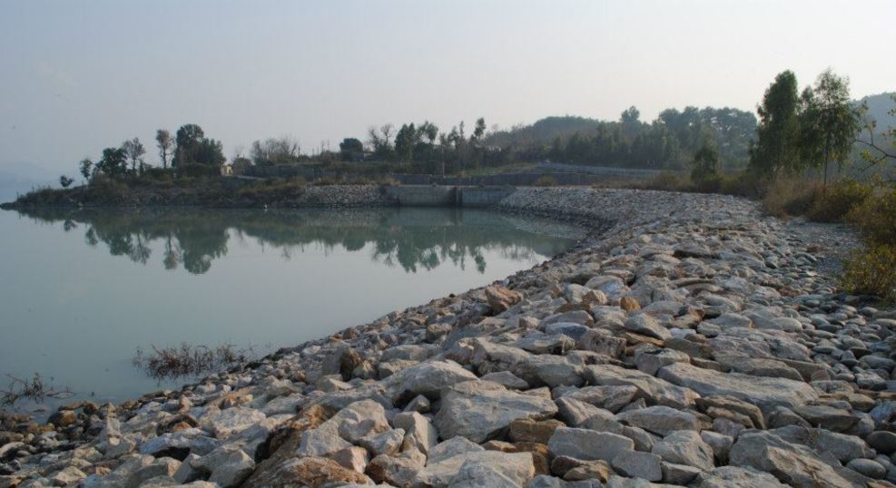 تربیلا اور منگلا ڈیم میں پانی کم ترین سطح پر