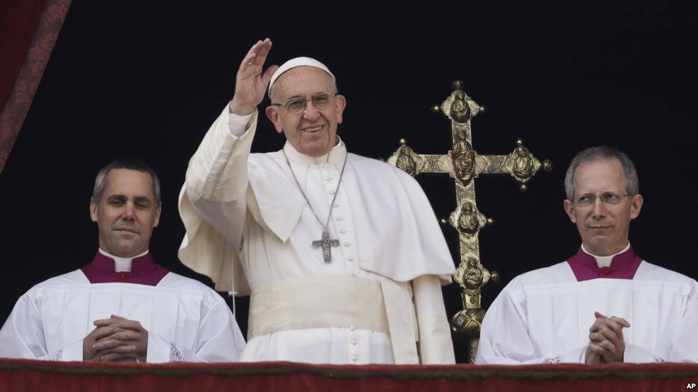 کشیدگی کی شکار دنیا، پوپ فرینسس کے امن کے لیے دعائیہ کلمات