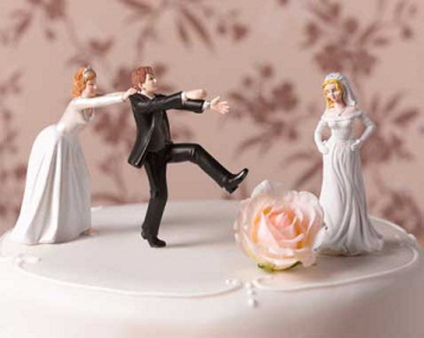 دوسری بیوی یا دوسری عورت