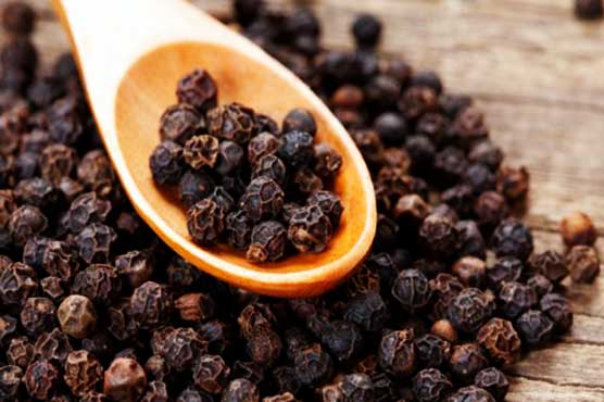 موٹاپا کم کرنے کے لئے کالی مرچ کا استعمال نہایت مفید