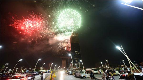 سال نو کس کا