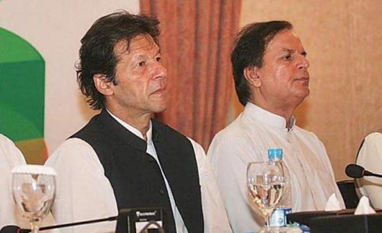 کیا عمران خان اور جاوید ہاشمی پاگل ہیں؟