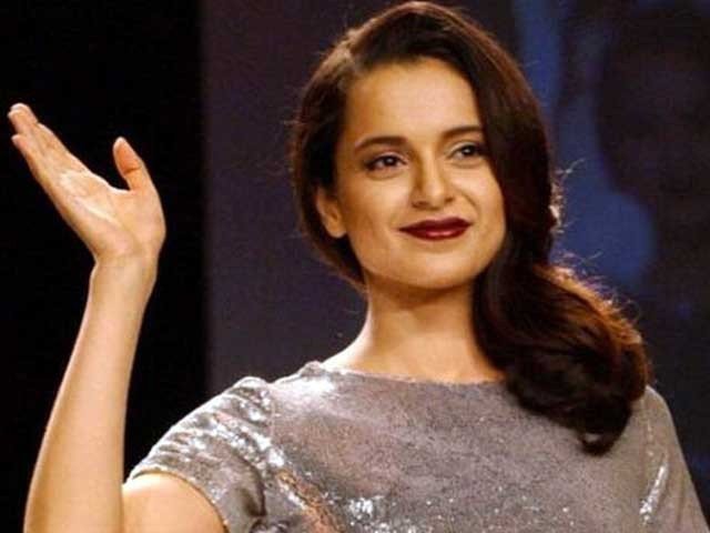 صحافی کے سوال پر کنگنا کا پیار بھرا طمانچہ