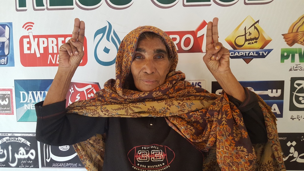 مرحوم شیخ سومار کی بیوہ اور بچے در در کی ٹھوکریں کھانے پر مجبور ہو گئے