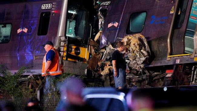 امریکہ: نیو یارک میں ٹرین پٹری سے اتر گئی، 100 سے زائد مسافر زخمی