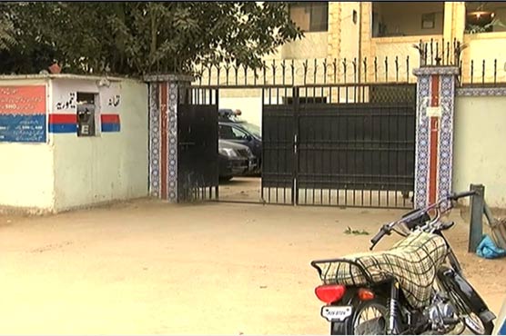 کراچی : نارتھ ناظم آباد تھانے پر کریکر حملہ، راہگیر جاں بحق