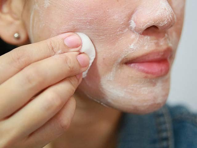 دودھ سے جلد کو شاداب اور خوبصورت بنانے کے گھریلو نسخے