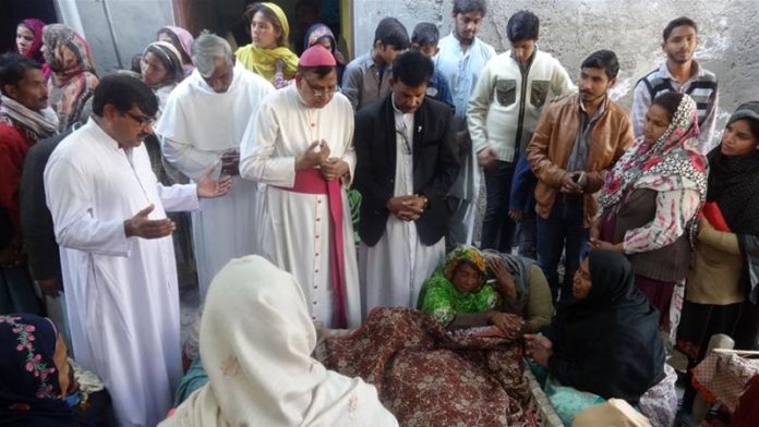 زہریلی شراب صرف اقلیتوں کی قسمت میں