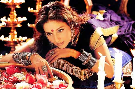 مادھوری ڈکشت نے انسٹاگرام پر فلم ’’دیوداس‘‘ کی یادگار تصویر جاری کر دی