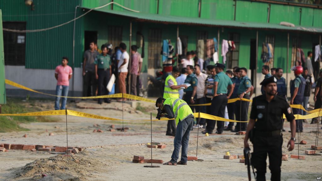 بنگلہ دیش میں دو بم دھماکے، پولیس اہل کار سمیت تین افراد ہلاک