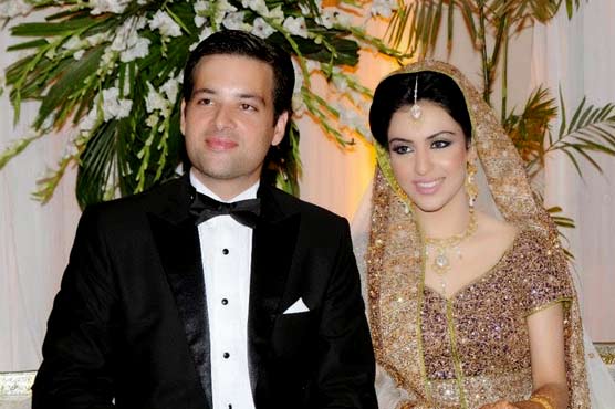 میکال ذوالفقار اور ان کی اہلیہ کے درمیان طلاق ہو گئی