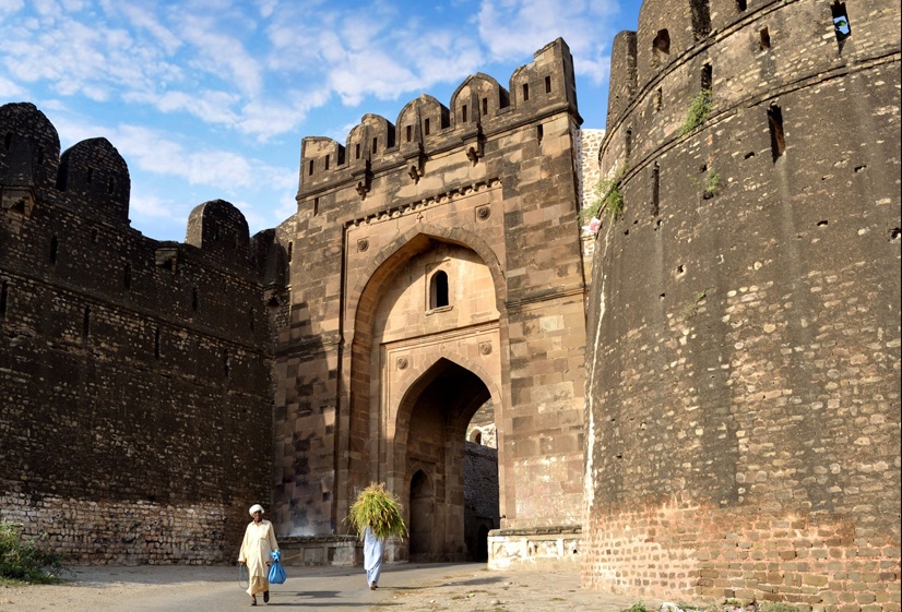 شیر شاہ سوری بہادر مسلم جرنیل اور قلعہ روہتاس