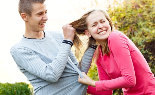 پگلی بہن بھائی نہیں بدلتے، بس وقت بدل جاتا ہے