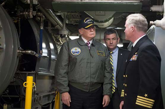 ڈونلڈ ٹرمپ نے سب سے بڑے امریکی بحری بیڑے کا افتتاح کر دیا