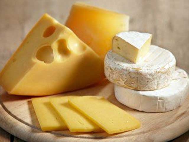 پنیر کھائیں اور جگر کے کینسر سے بچیں