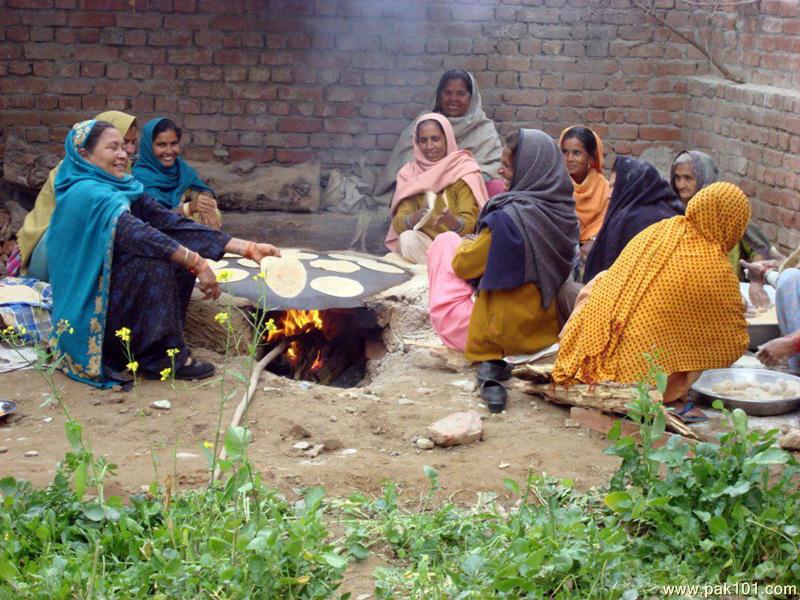 جدھر گئیاں بیڑیاں، اودھر گئے ملاح