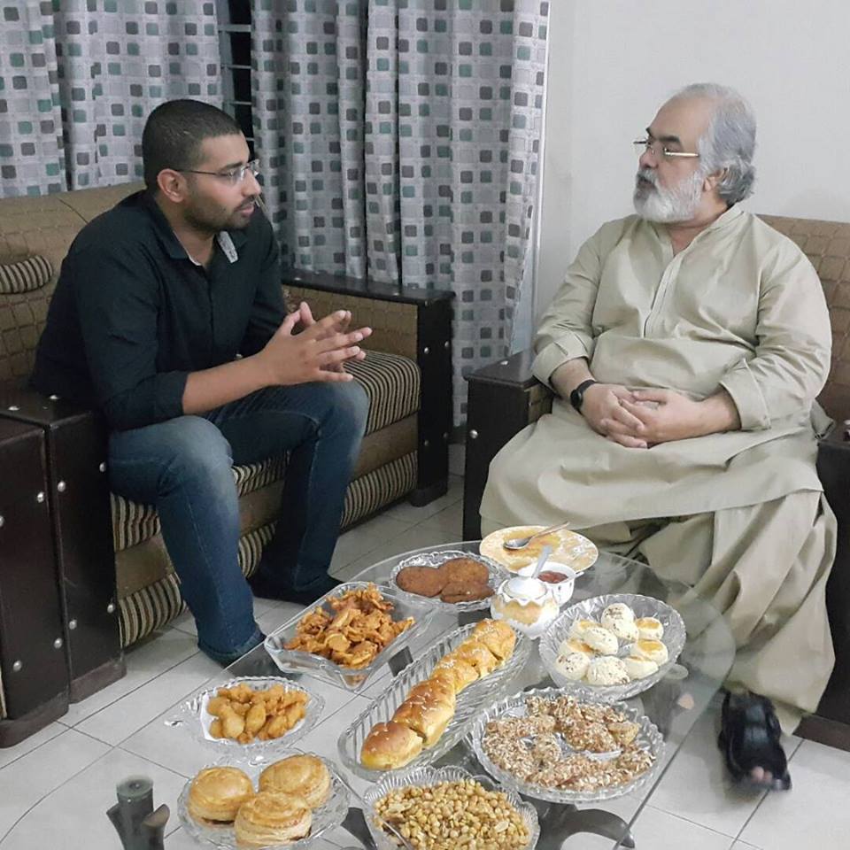 صدر پی ایف یو سی فرخ شہباز وڑائچ کی سابق وزیر اعلیٰ بلوچستان  نواب غوث بخش باروزئی سے ملاقات