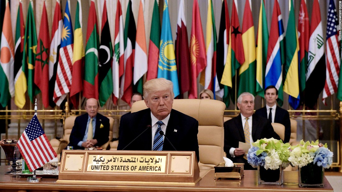 ٹرمپ اور مسلم دنیا کی محبت بھری کانفرنس