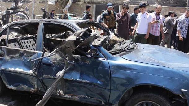 افغانستان میں بم دھماکے، ایک جج  سمیت  8 سکیورٹی اہلکار ہلاک