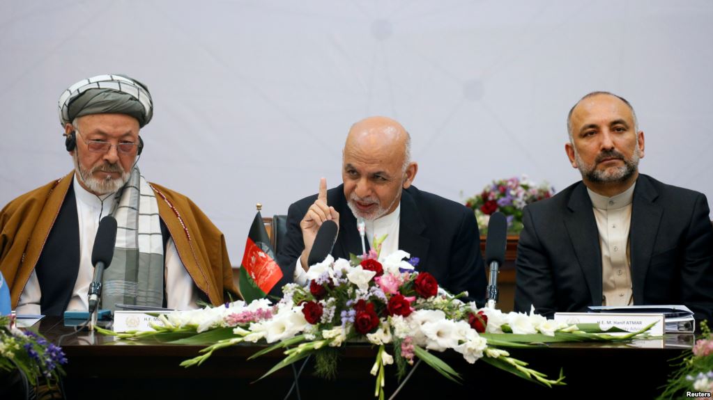 مذاکرات کے لیے پاکستان اپنا ایجنڈا تجویز کرے: افغان صدر