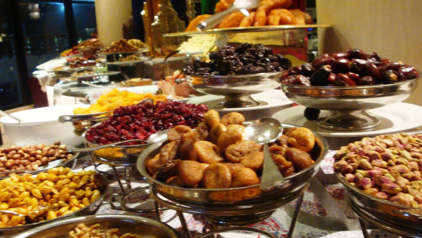 سیاسی سرگرمیاں اور افطار ڈنر