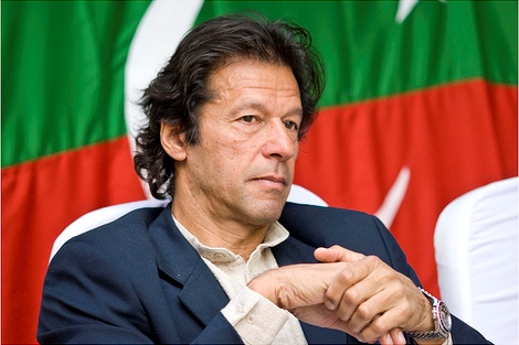 کپتان کے گرد گھیرا تنگ