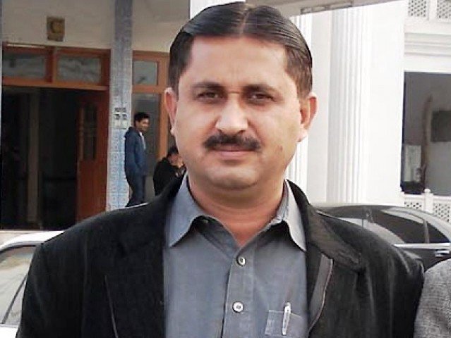 دستی بمقابلہ پیپلز پارٹی اور ن لیگ